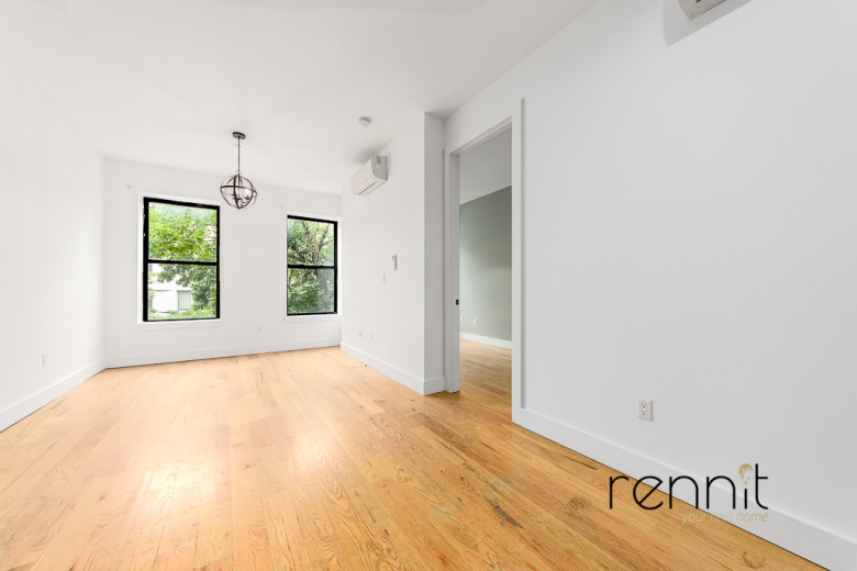 800 Knickerbocker Ave, Apt 2F Image 1