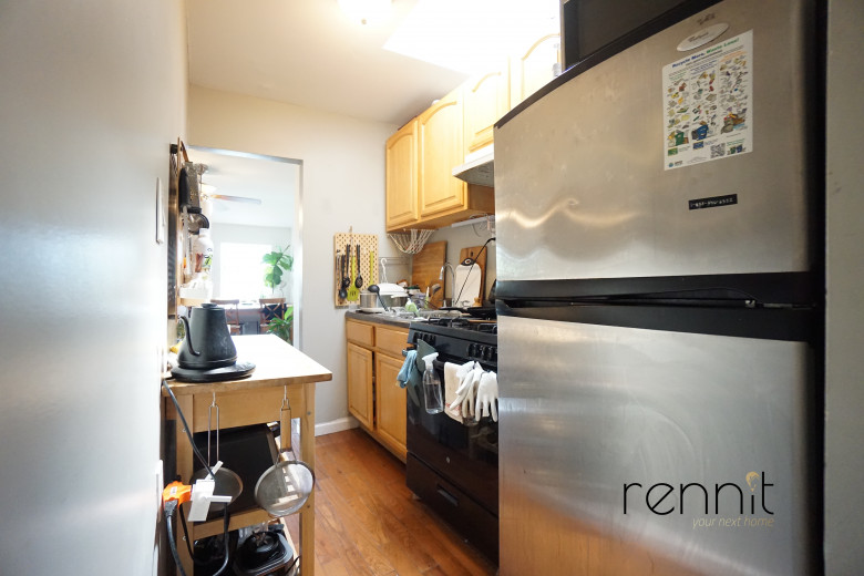177 Pulaski St, Apt 4 Image 4