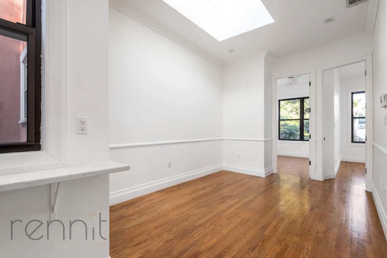 1622 Summerfield St, Apt 2L Image 4