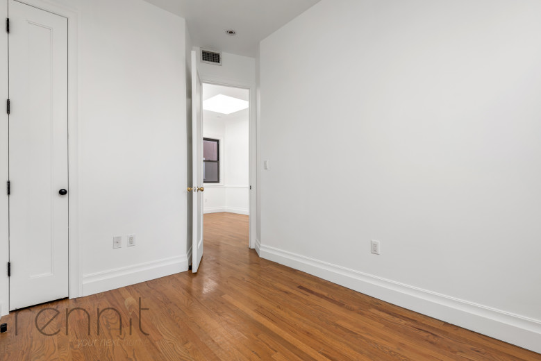 1622 Summerfield St, Apt 2L Image 8