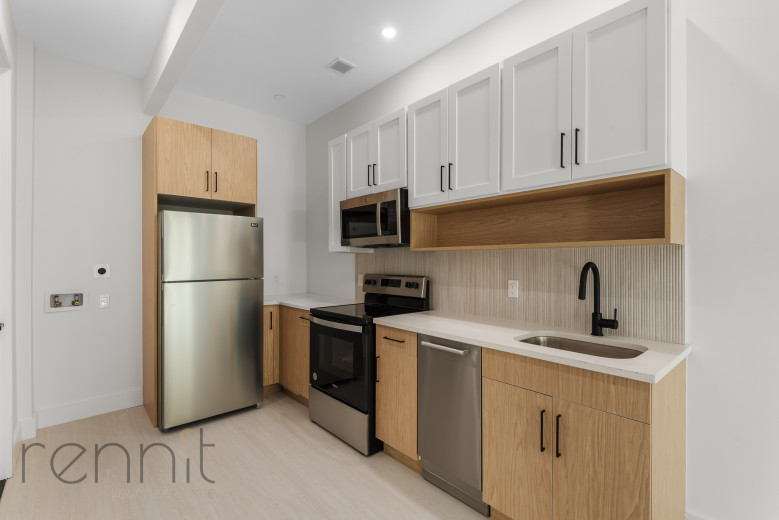 1038 Jefferson Ave #3A, Apt Brooklyn Image 3