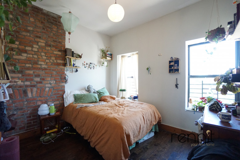 758 Willoughby Ave, Apt 4 Image 13