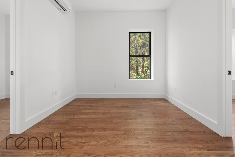 71-33 65 Pl, Apt 2B Image 2