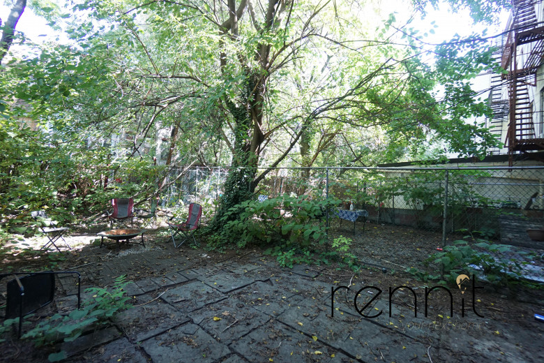 177 Pulaski St, Apt 1 Image 1