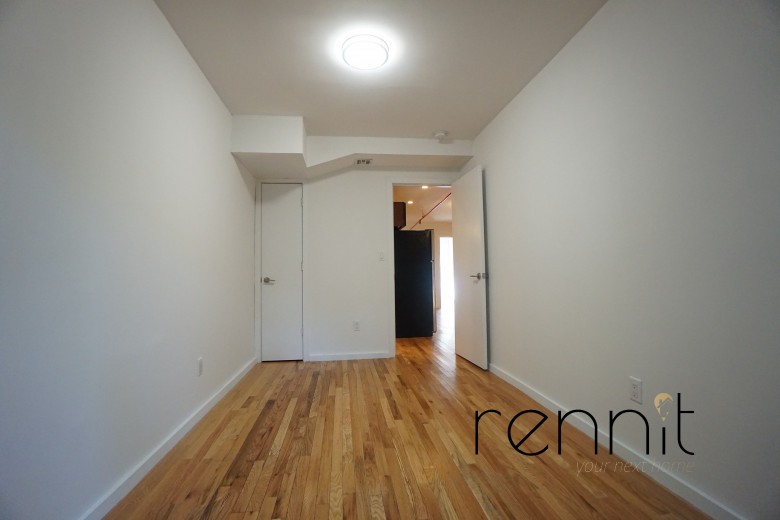 177 Pulaski St, Apt 1 Image 11