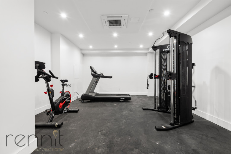 776 Franklin Ave, Apt 2B Image 13