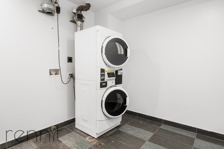 776 Franklin Ave, Apt 2B Image 14