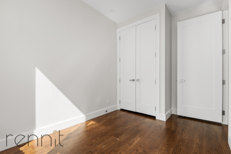 776 Franklin Ave, Apt 2B Image 9