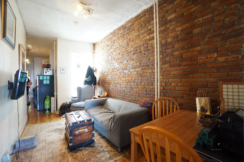 1354 Willoughby Ave, Apt 2L Image 1