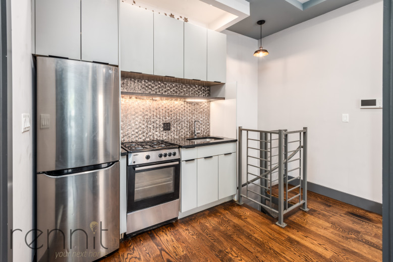 272 Throop Ave, Apt 1F Image 1