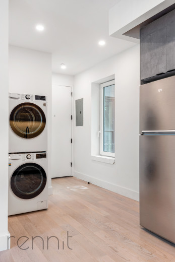 283 South 5th St, Apt 2B Image 3