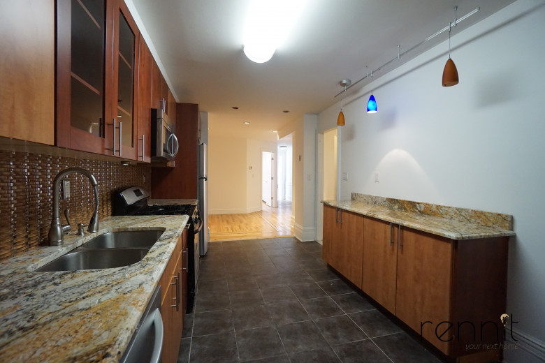 123 Hart St, Apt 1 Image 17