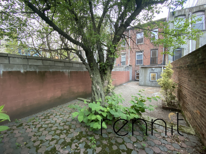 123 Hart St, Apt 1 Image 26