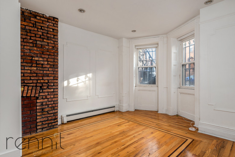 123 Hart St, Apt 1 Image 4