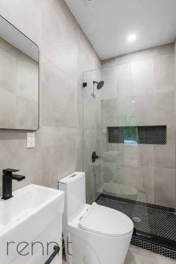 331 Bedford Ave, Apt 2 Image 9
