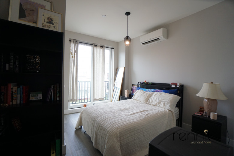 1565 New York Ave, Apt 3C Image 14