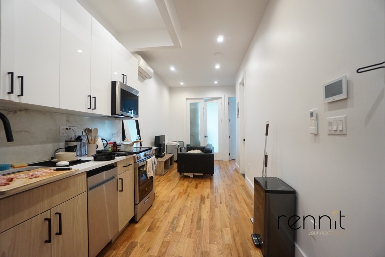 702 Evergreen Ave, Apt 3L Image 17