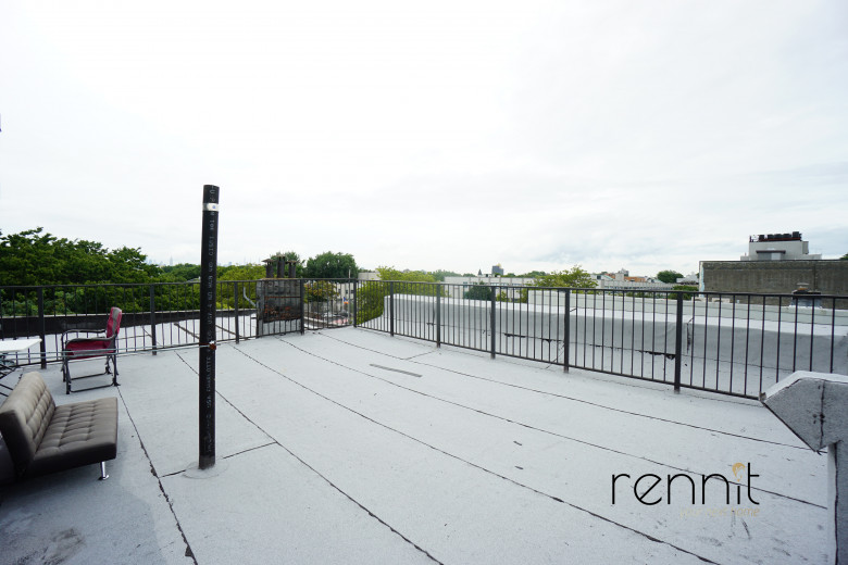 702 Evergreen Ave, Apt 3L Image 28