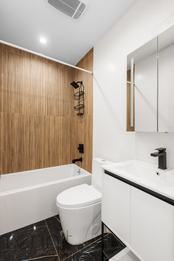 702 Evergreen Ave, Apt 3L Image 8