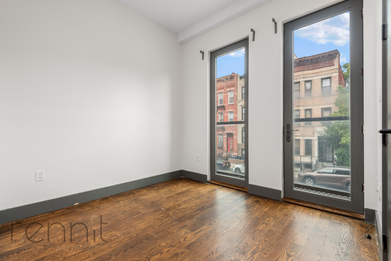 272 Throop Ave, Apt 2R Image 4