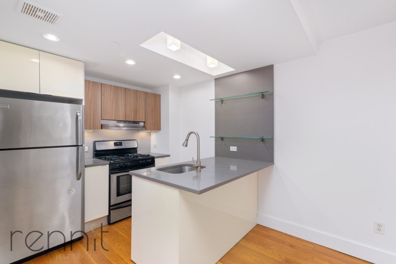 616 Willoughby Ave, Apt 2B Image 8