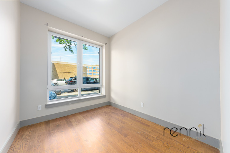 213 Troy Ave, Apt 1A Image 4