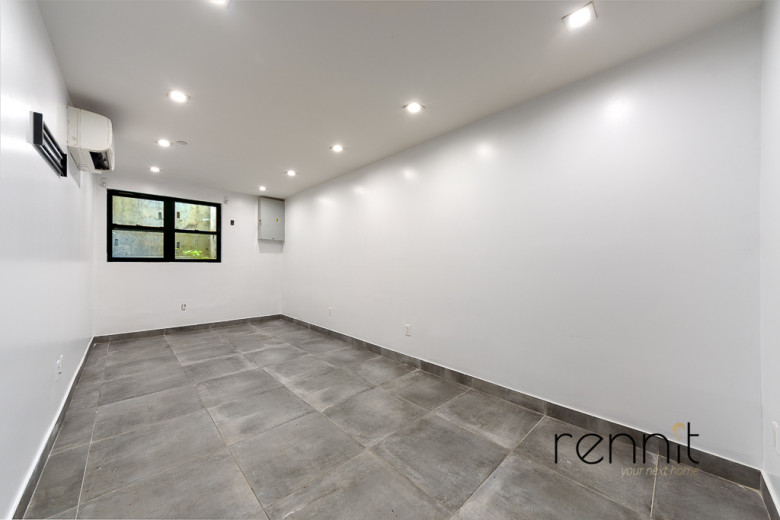 213 Troy Ave, Apt 1A Image 8