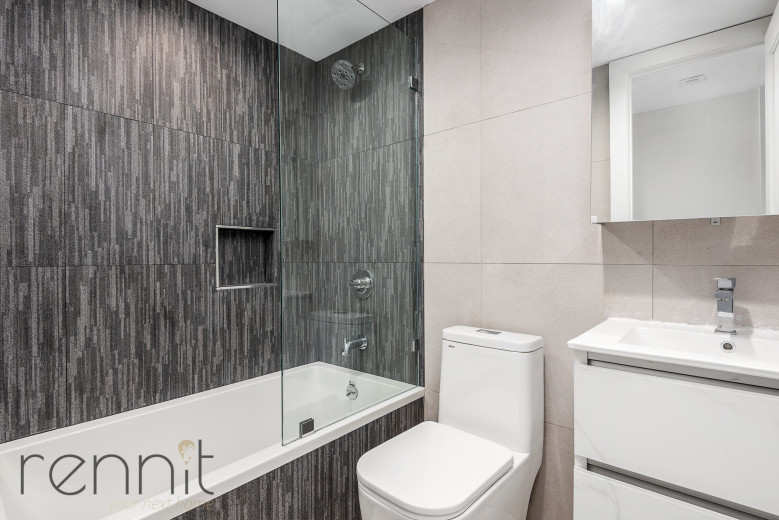 17 Kent Ave, Apt 1 Image 7