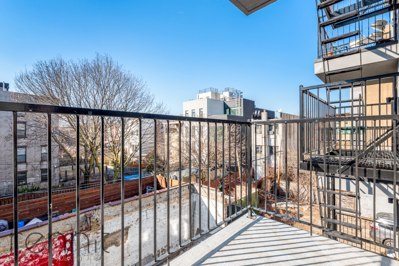 1198 Bedford Ave, Apt C Image 1