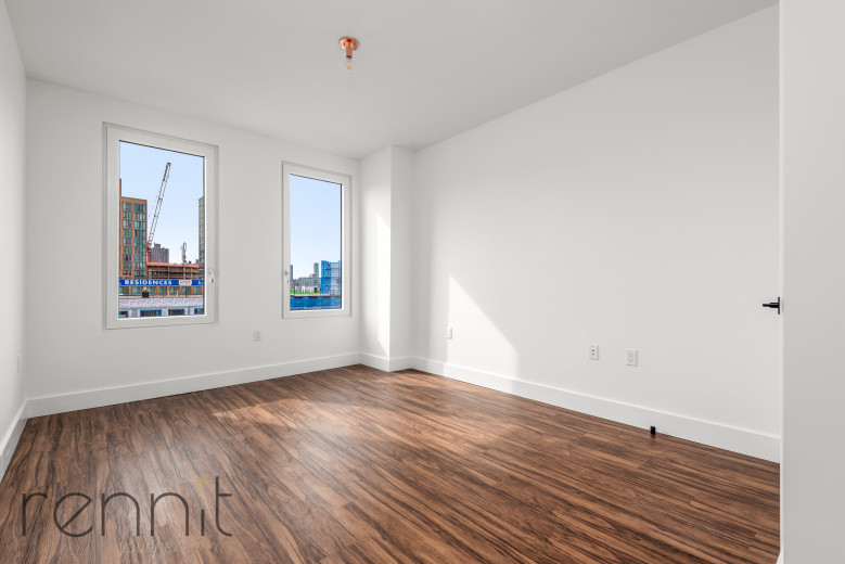 26-24 4th St, Apt 510A Image 3