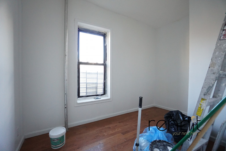 327 43rd St, Apt 10 Image 8