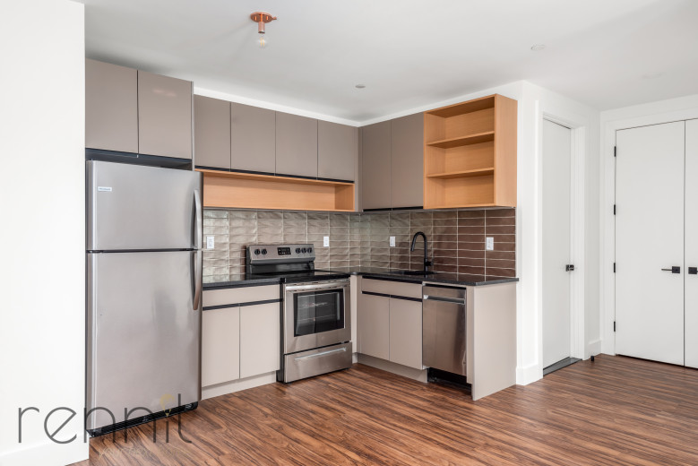 26-24 4th St, Apt 606A Image 1