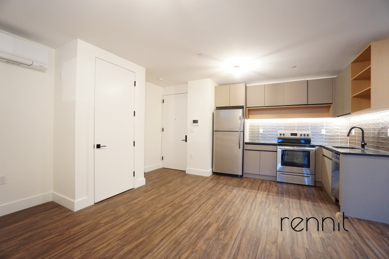 26-24 4th St, Apt 606A Image 6