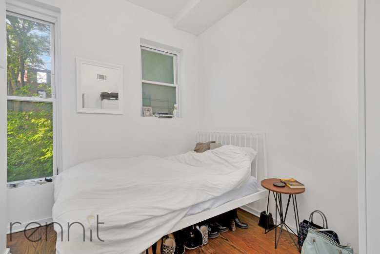 177 Pulaski St, Apt 2 Image 4