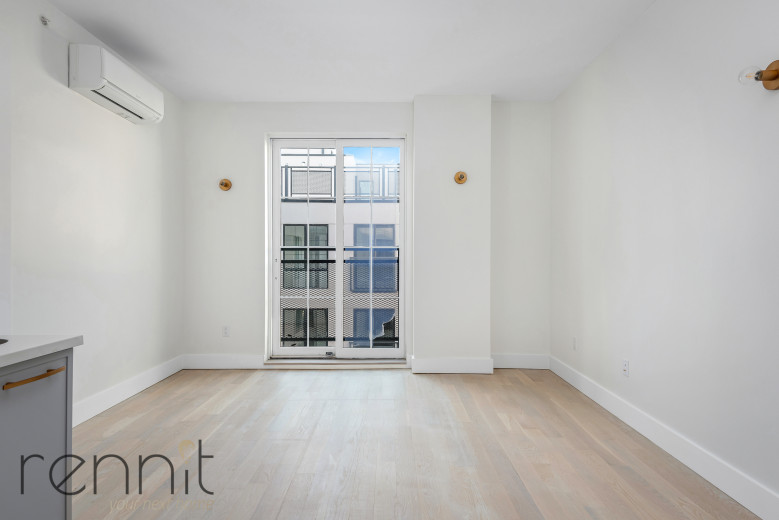 937 Rogers Ave, Apt 7C Image 2