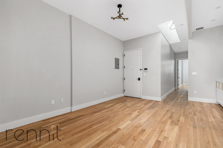 702 Grand St, Apt 4L Image 1