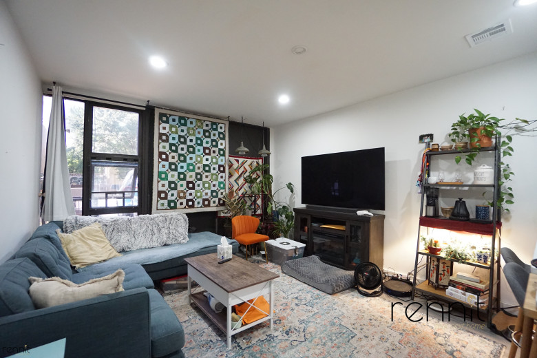 728 Lafayette Ave, Apt 1 Image 12