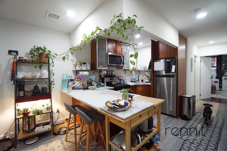 728 Lafayette Ave, Apt 1 Image 13