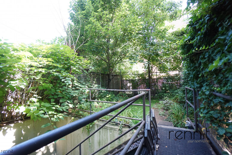 728 Lafayette Ave, Apt 1 Image 17