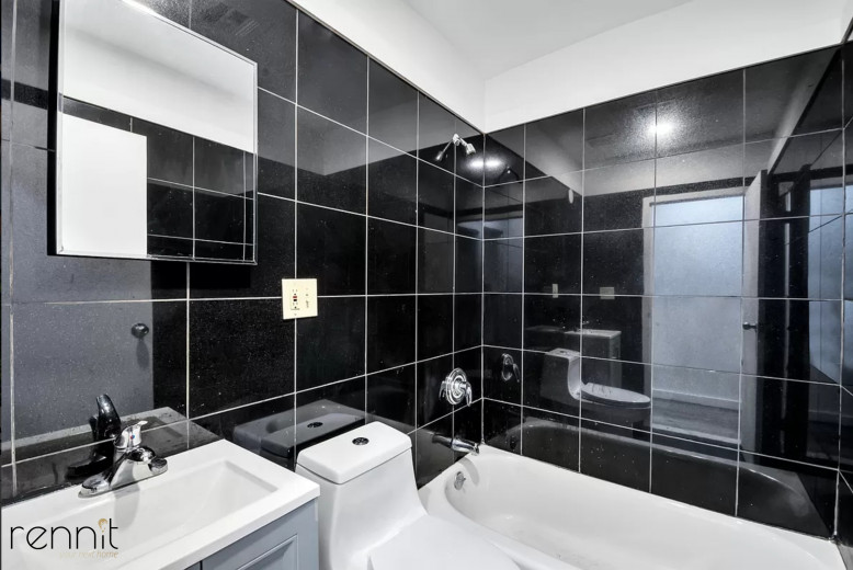 728 Lafayette Ave, Apt 1 Image 6