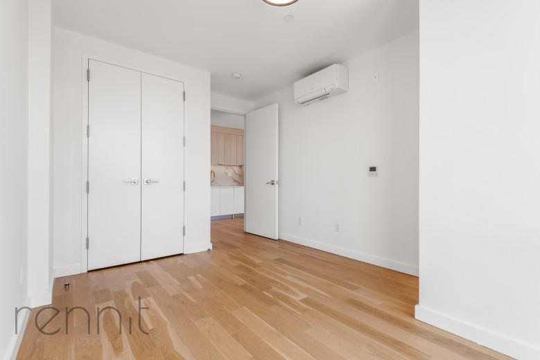 375 Dean St, Apt 1707 Image 11