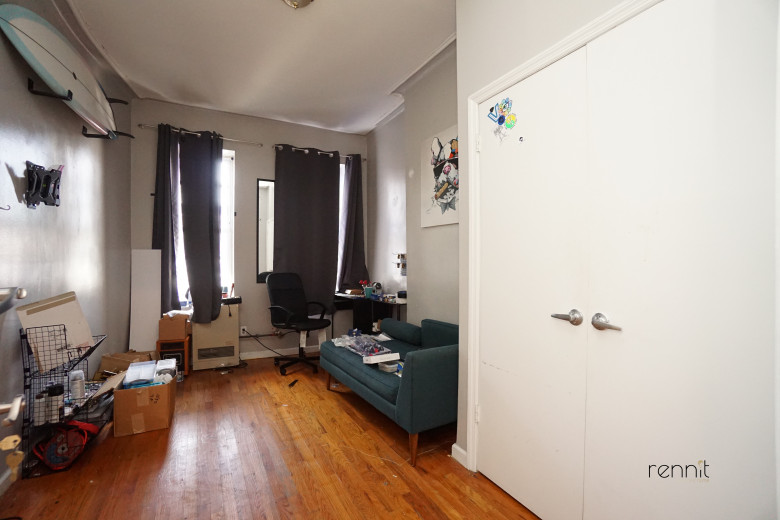 141 Thames St, Apt 1L. Image 7