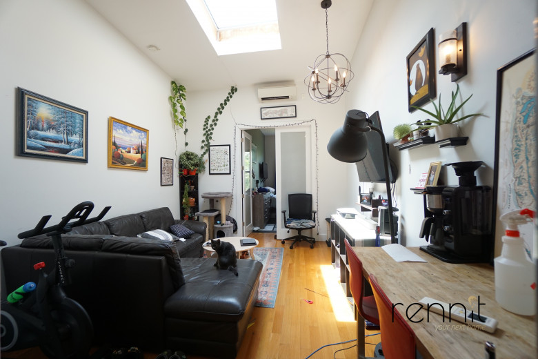 131 Bleecker St, Apt 3R Image 1