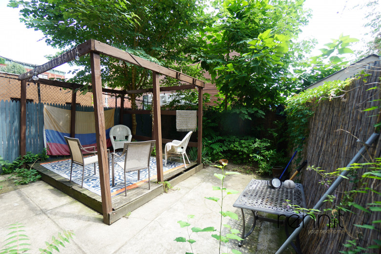 211A Lewis Ave, Apt 1 Image 1