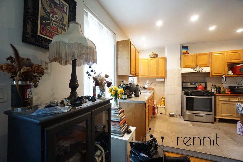 211A Lewis Ave, Apt 1 Image 14