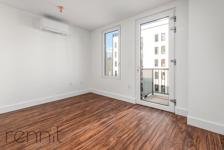 26-25 3rd St, Apt 503B Image 2