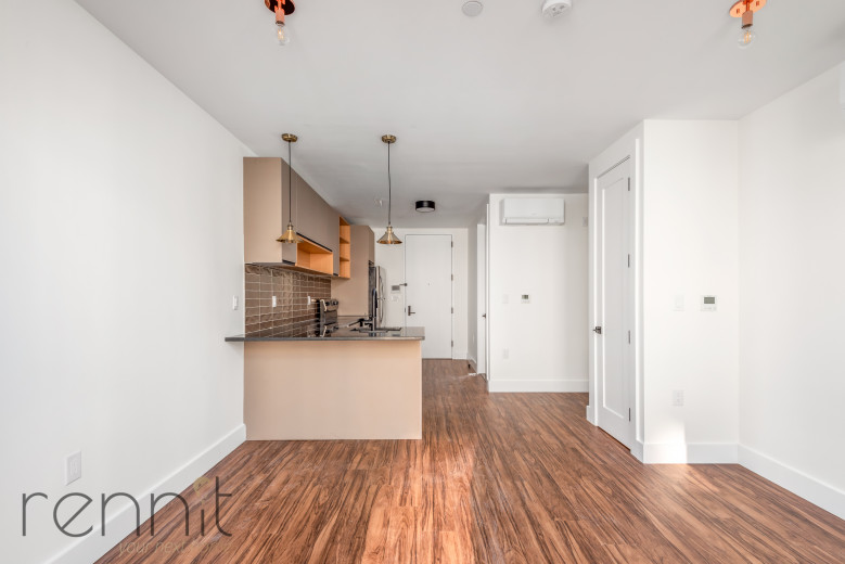 26-25 3rd St, Apt 503B Image 4