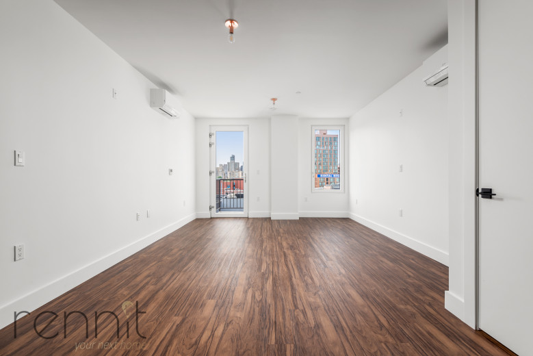 26-24 4th St, Apt 706A Image 2