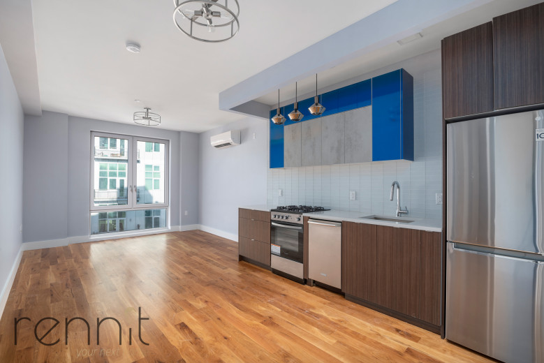 56 Ainslie St, Apt 2A Image 1