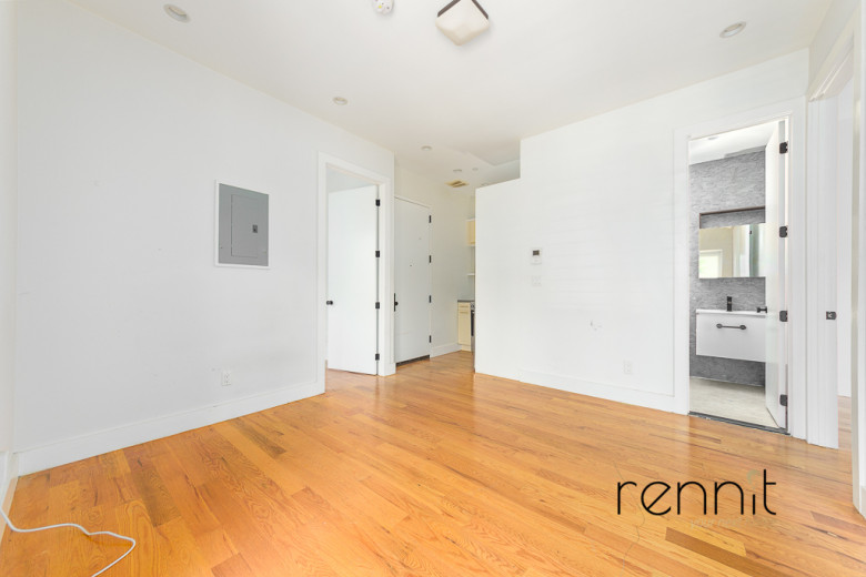 814 Monroe St, Apt 2A Image 3